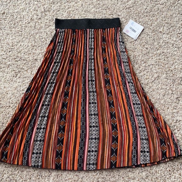 • Lularoe Jill Aztec Skirt • - Picture 5 of 6